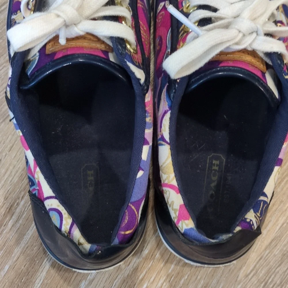 💗💙Coach Women's Pink and Purple Patterned Sneakers size 5.5💗💙 GORGEOUS!!!💙 - Picture 5 of 11